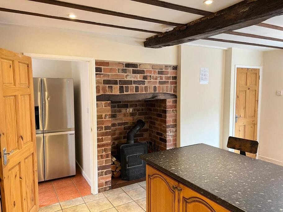 Upper Caerfaelog Farmhouse Llanbister Экстерьер фото