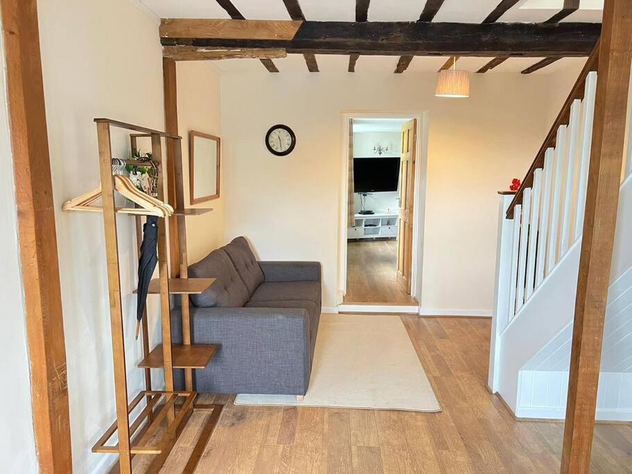 Upper Caerfaelog Farmhouse Llanbister Экстерьер фото